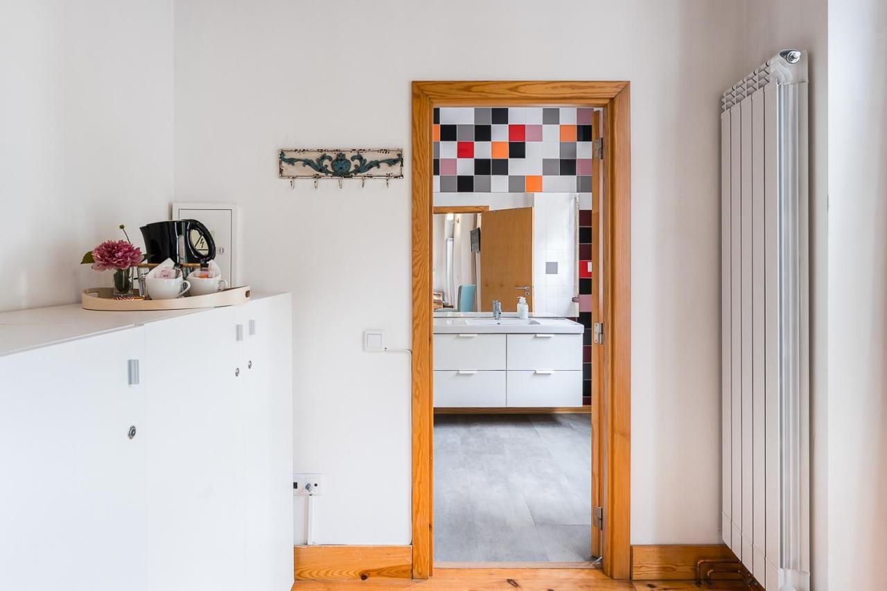 R3 Service - Five Senses In Apartment Coimbra