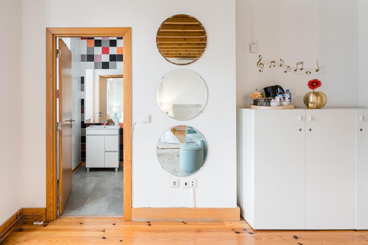 Apartment R3 Service - Five Senses In *